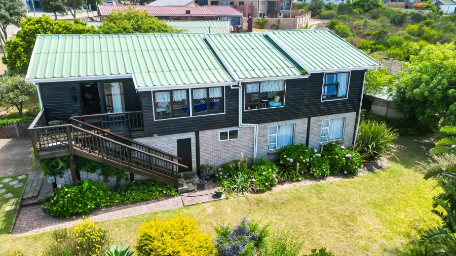 4 Bedroom Property for Sale in Dana Bay Western Cape